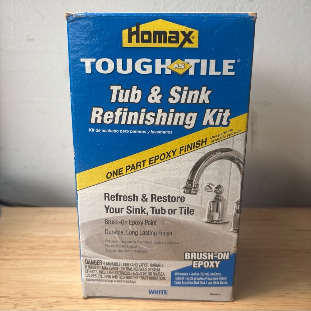 White Tub & Sink Refinishing Kit